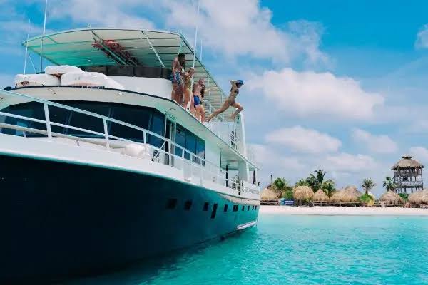 Le bateau Mermaid vers Klein Curaçao