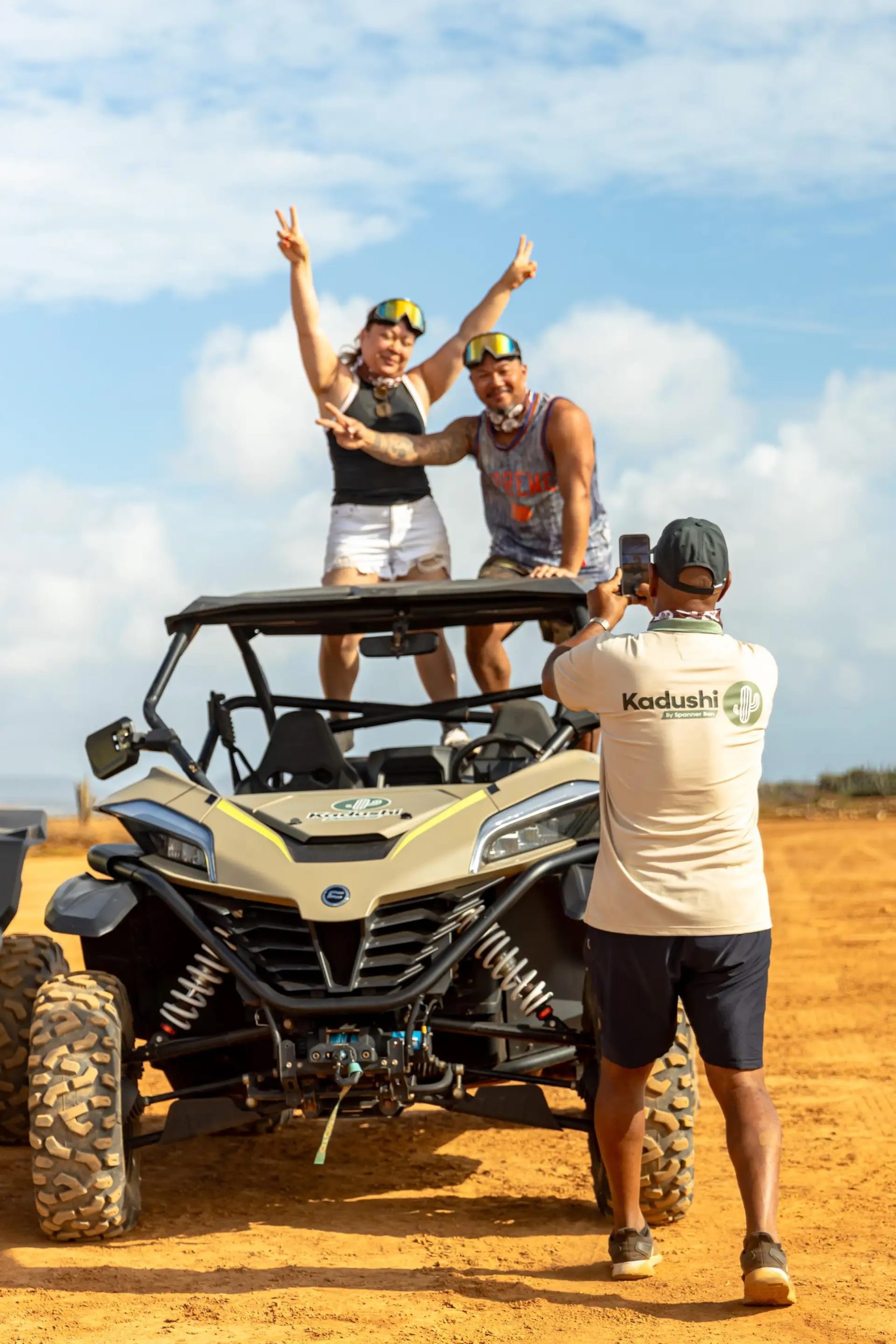 Groupe en buggy (UTV) à Curaçao